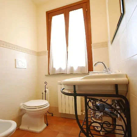 Ferienhaus Mit Privatpool Fuer 6 Personen Ca 90 Qm In Pietraia Di Cortona, Trasimenischer See Holiday home Cortona